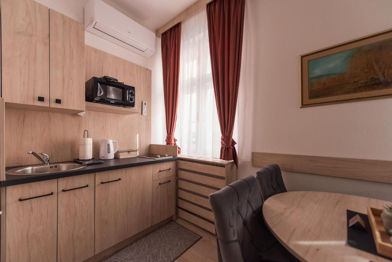 Apartments Artee Free Garage Parking Sarajevo Exterior photo